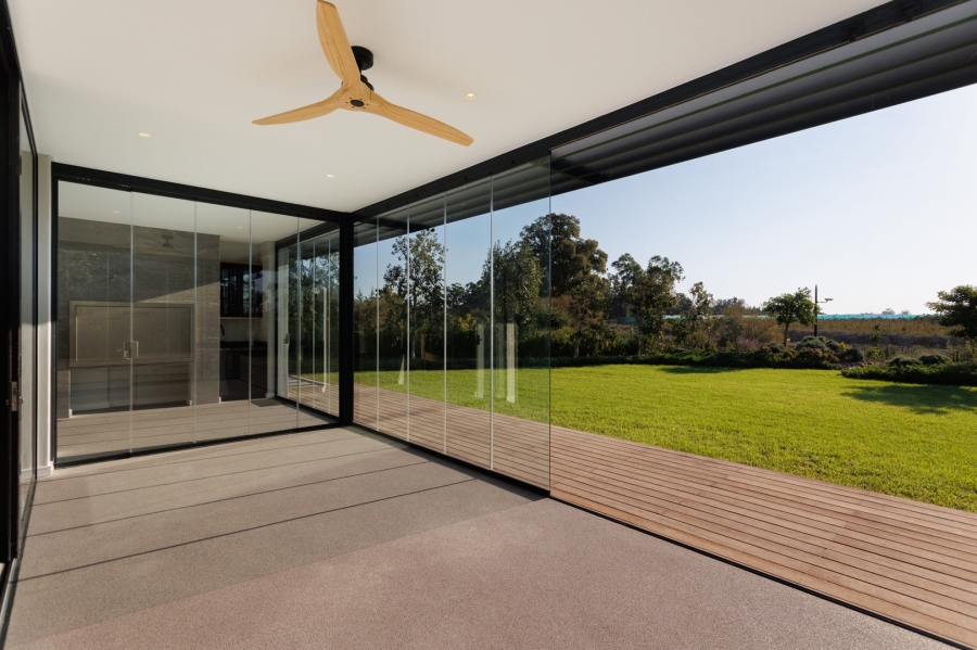 5 Bedroom Property for Sale in Val De Vie Estate Western Cape